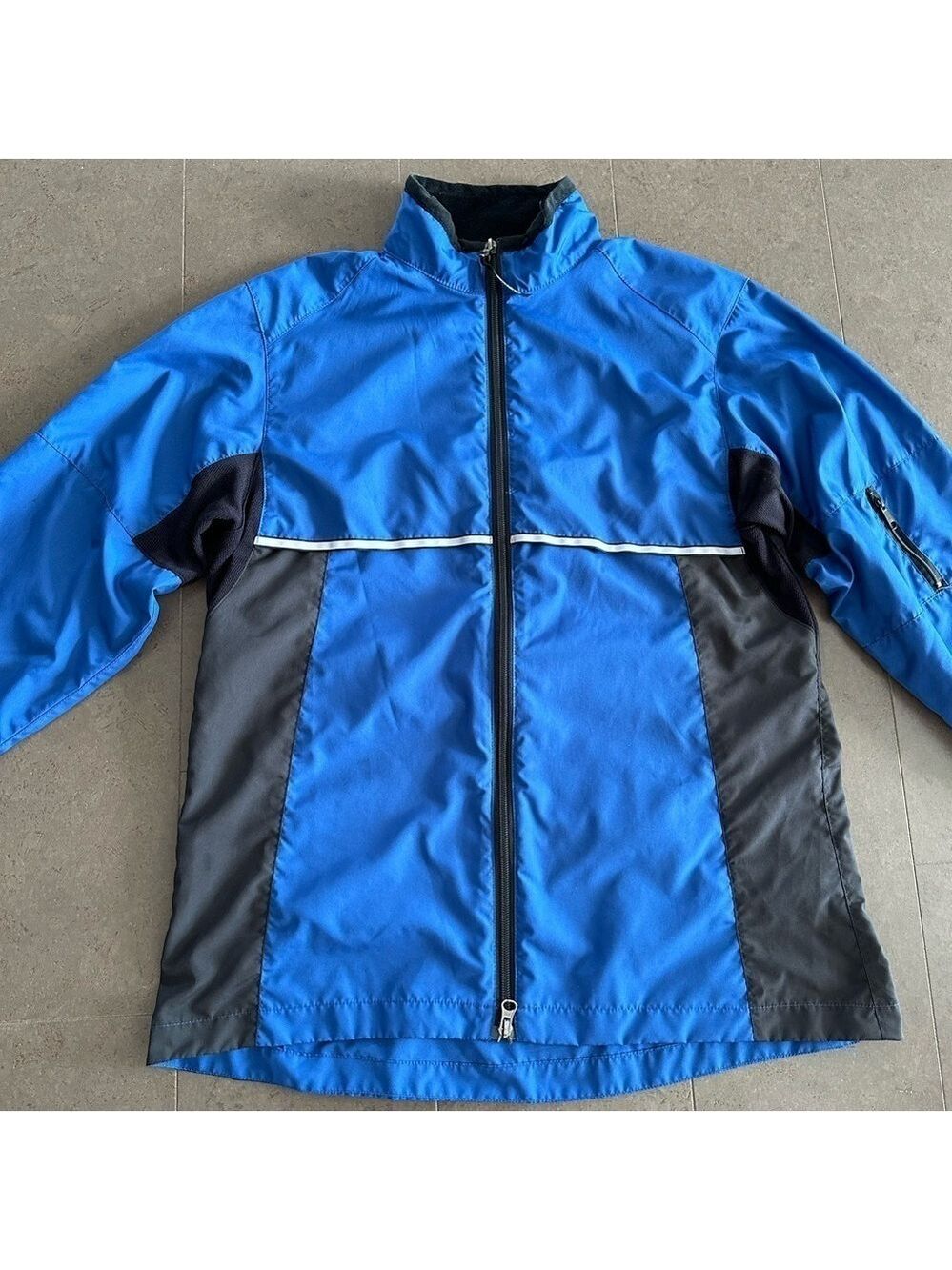MEC jacket size Large - Picture 9 of 10